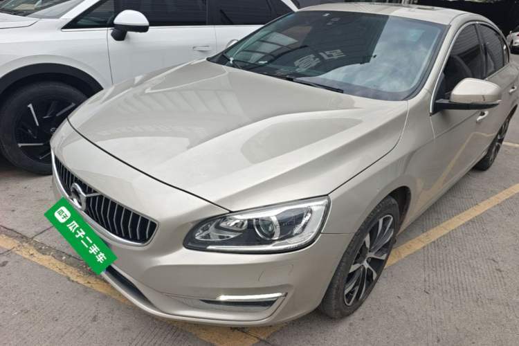 Used Volvo S60 2018 S60L T3 Smart Progress Edition Guazi used car, China used car export, Used car for sale, Used  cars, Cheapest cars for sale