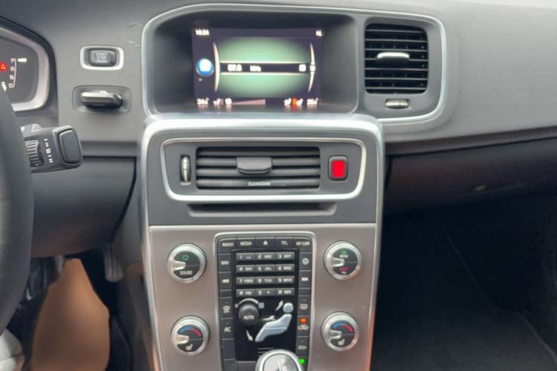 Used Volvo S60 2018 S60L T4 Zhiyuan Edition Audio And AC Panel