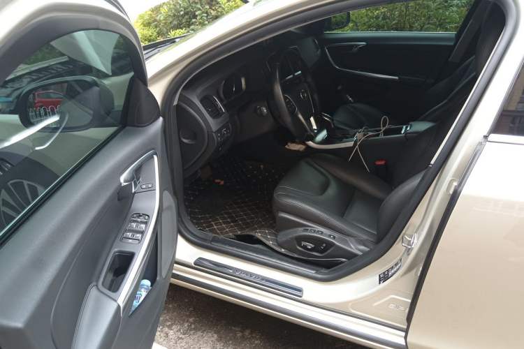 Used Volvo S60 2018 S60L T4 Smart & Ambitious Edition Driver Seat
