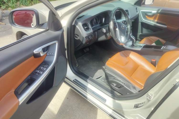 Used Volvo S60 2018 S60L T3 Smart Progress Edition Driver Seat