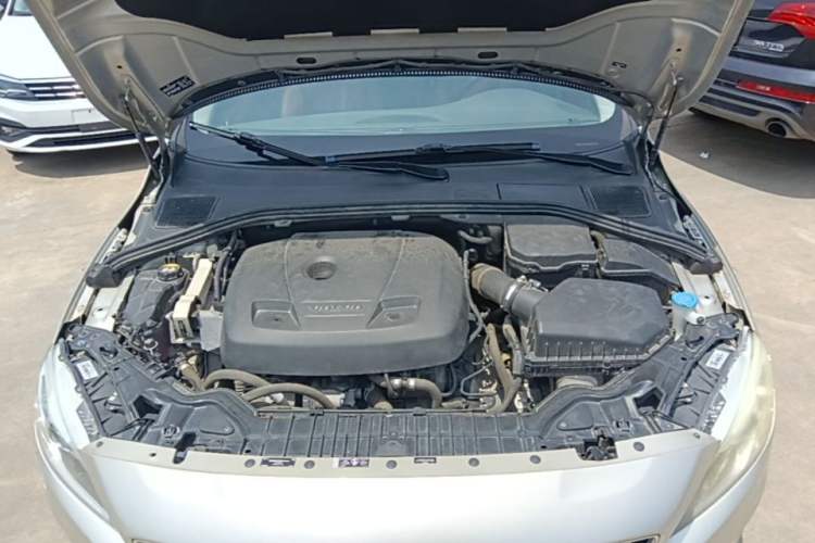 Used Volvo S60 2018 S60L T3 Smart Progress Edition Engine Bay