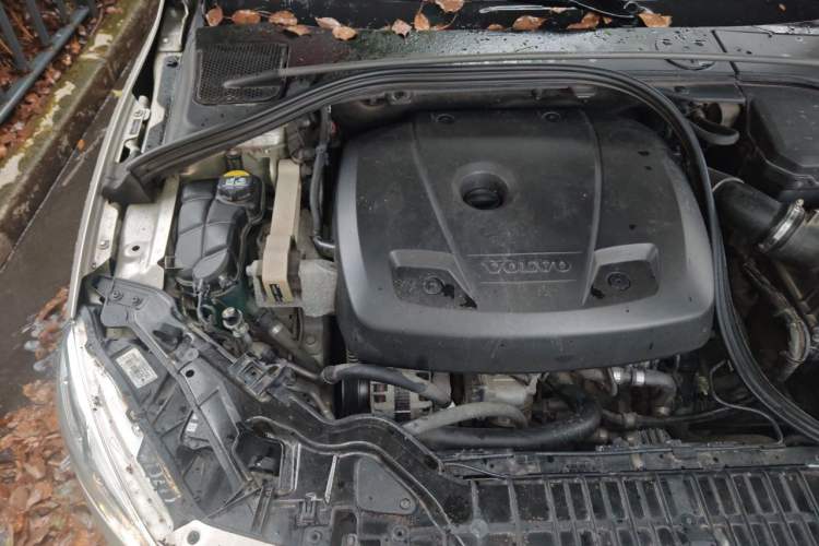 Used Volvo S60 2018 S60L T3 Smart Upgrade Edition Engine Bay Right