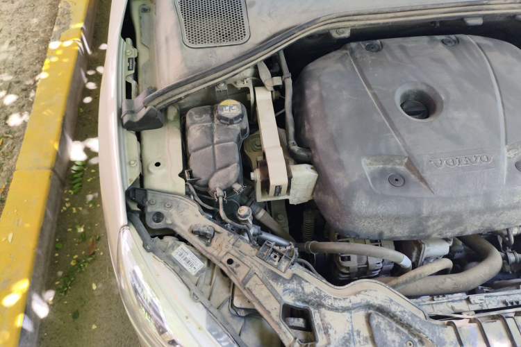 Used Volvo S60 2018 S60L T3 Smart Progress Edition Engine Bay Right