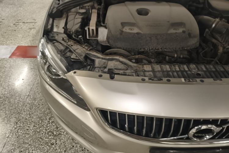 Used Volvo S60 2018 S60L T4 Smart & Ambitious Edition Engine Bay Right