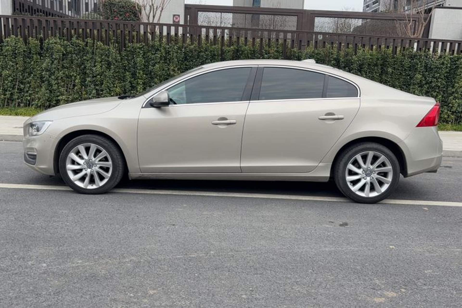 Used Volvo S60 2018 S60L T4 Zhiyuan Edition Exterior 9