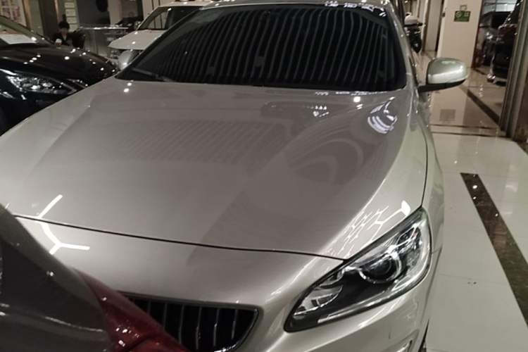 Used Volvo S60 2018 S60L T4 Smart & Ambitious Edition Front