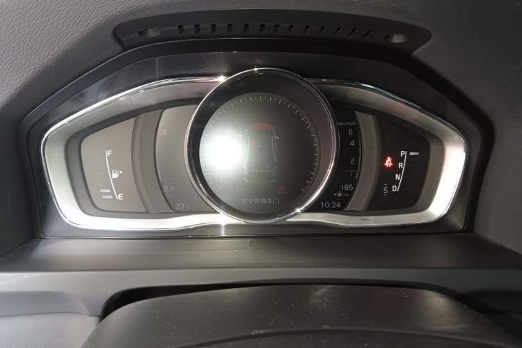 Used Volvo S60 2018 S60L T4 Smart & Ambitious Edition Instrument Cluster