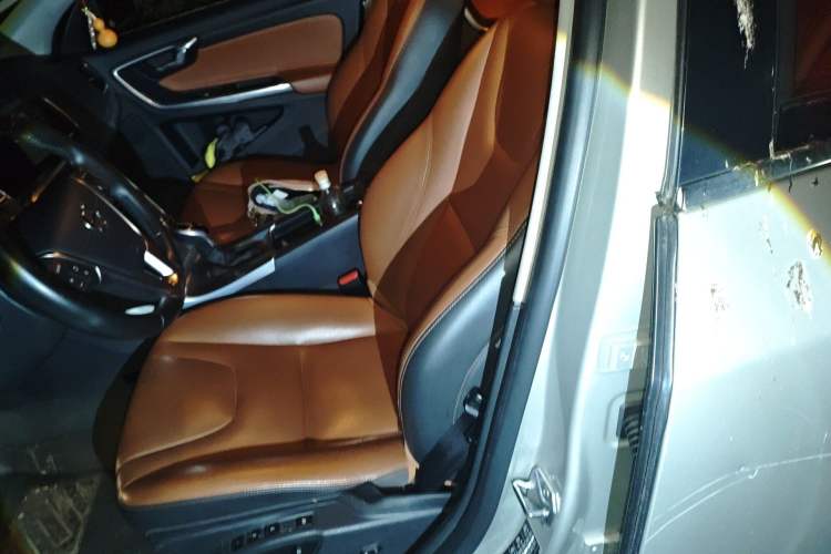 Used Volvo S60 2018 S60L T4 Smart & Ambitious Edition Left Front Seat