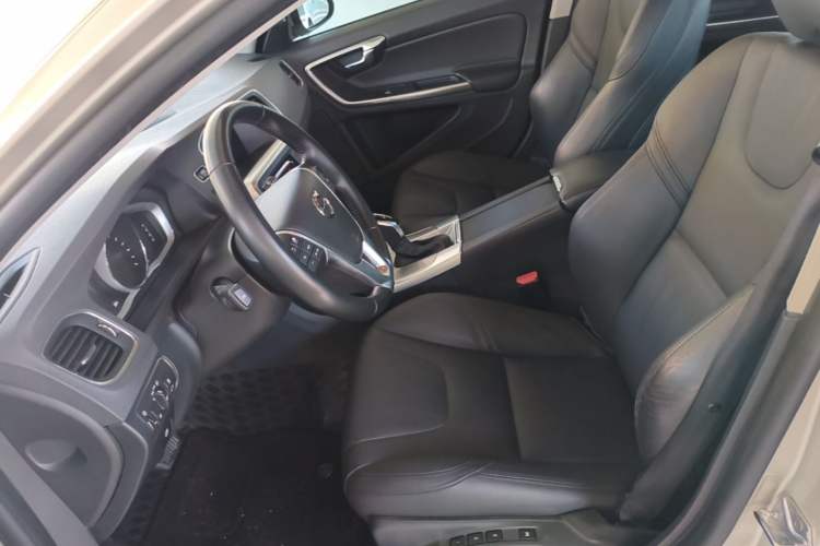 Used Volvo S60 2018 S60L T5 Intelligent Drive Progressive Edition Left Front Seat