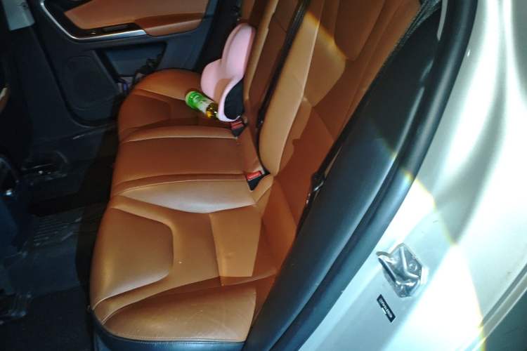 Used Volvo S60 2018 S60L T4 Smart & Ambitious Edition Left Rear Seat