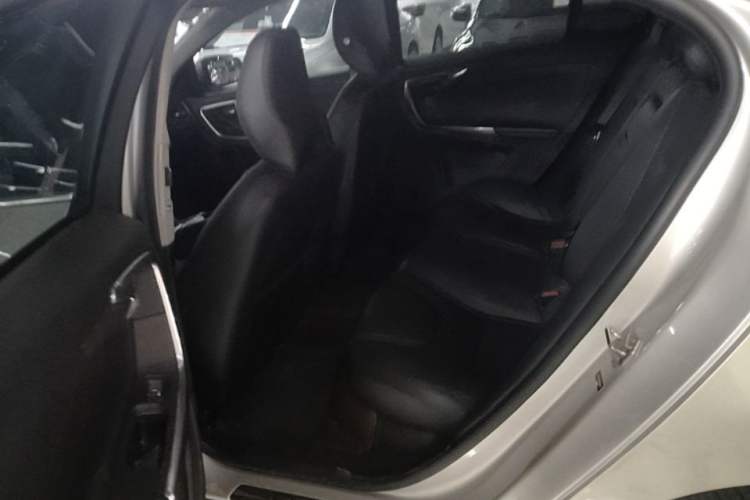 Used Volvo S60 2018 S60L T4 Smart & Ambitious Edition Left Rear Seat