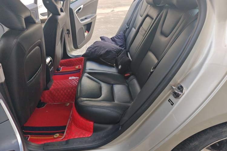 Used Volvo S60 2018 S60L T3 Smart Progress Edition Left Rear Seat