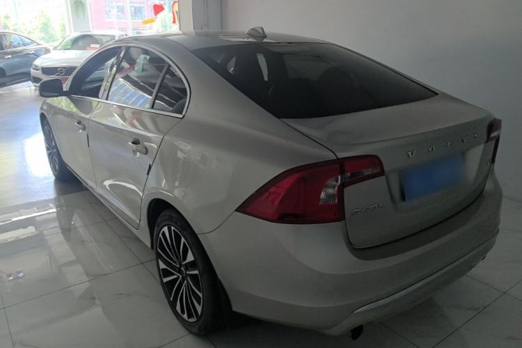 Used Volvo S60 2018 S60L T4 Smart & Ambitious Edition Rear Left 45 Deg