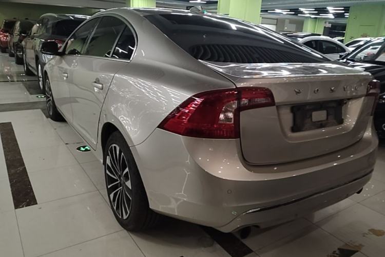 Used Volvo S60 2018 S60L T4 Smart & Ambitious Edition Rear Left 45 Deg