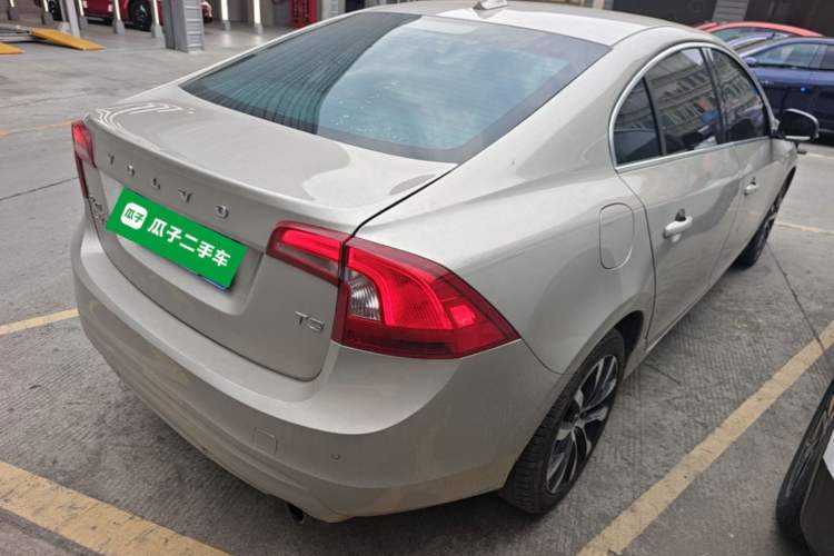 Used Volvo S60 2018 S60L T3 Smart Progress Edition Rear Right 45 Deg