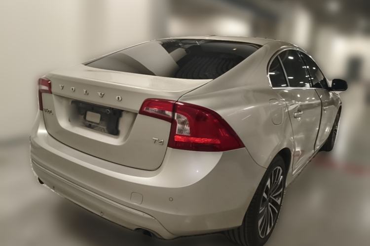 Used Volvo S60 2018 S60L T4 Smart & Ambitious Edition Rear Right 45 Deg
