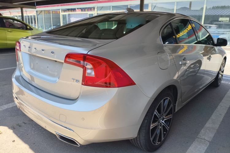 Used Volvo S60 2018 S60L T5 Intelligent Drive Progressive Edition Rear Right 45 Deg