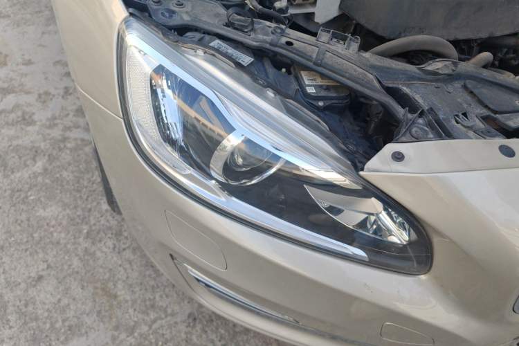 Used Volvo S60 2018 S60L T3 Smart Progress Edition Right Front Headlight