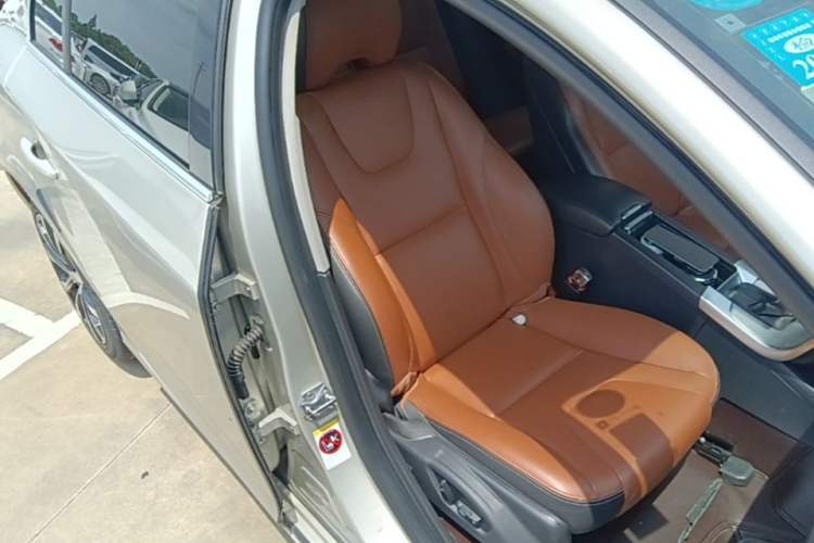 Used Volvo S60 2018 S60L T3 Smart Progress Edition Right Front Seat
