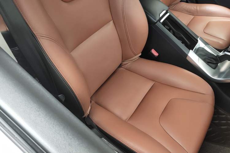 Used Volvo S60 2018 S60L T4 Smart & Ambitious Edition Right Front Seat