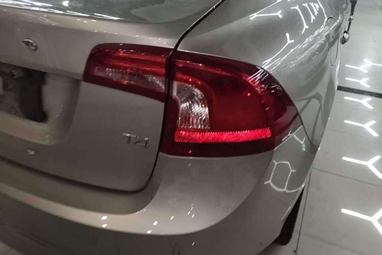Used Volvo S60 2018 S60L T4 Smart & Ambitious Edition Right Rear Taillight
