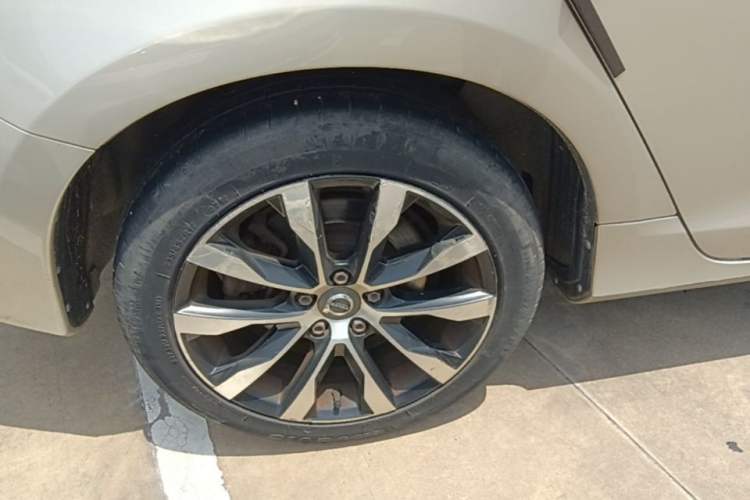 Used Volvo S60 2018 S60L T3 Smart Progress Edition Right Rear Wheel Hub