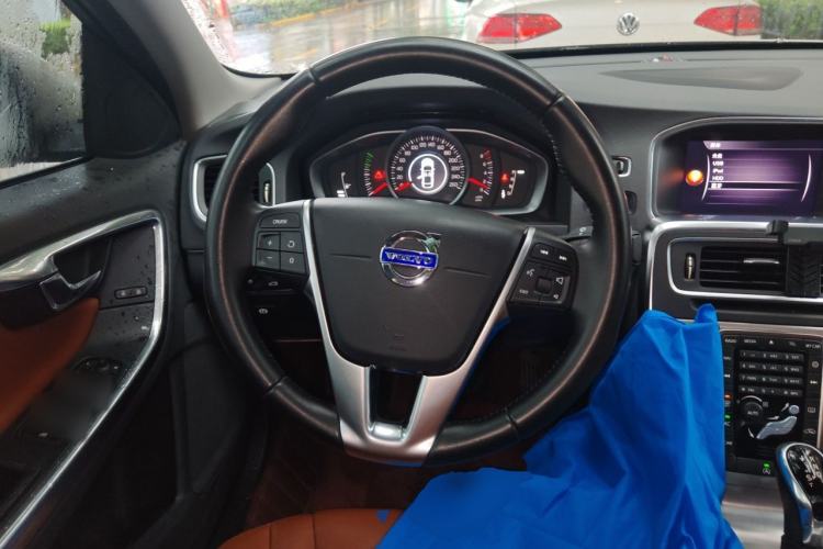 Used Volvo S60 2018 S60L T3 Smart Upgrade Edition Steering Wheel