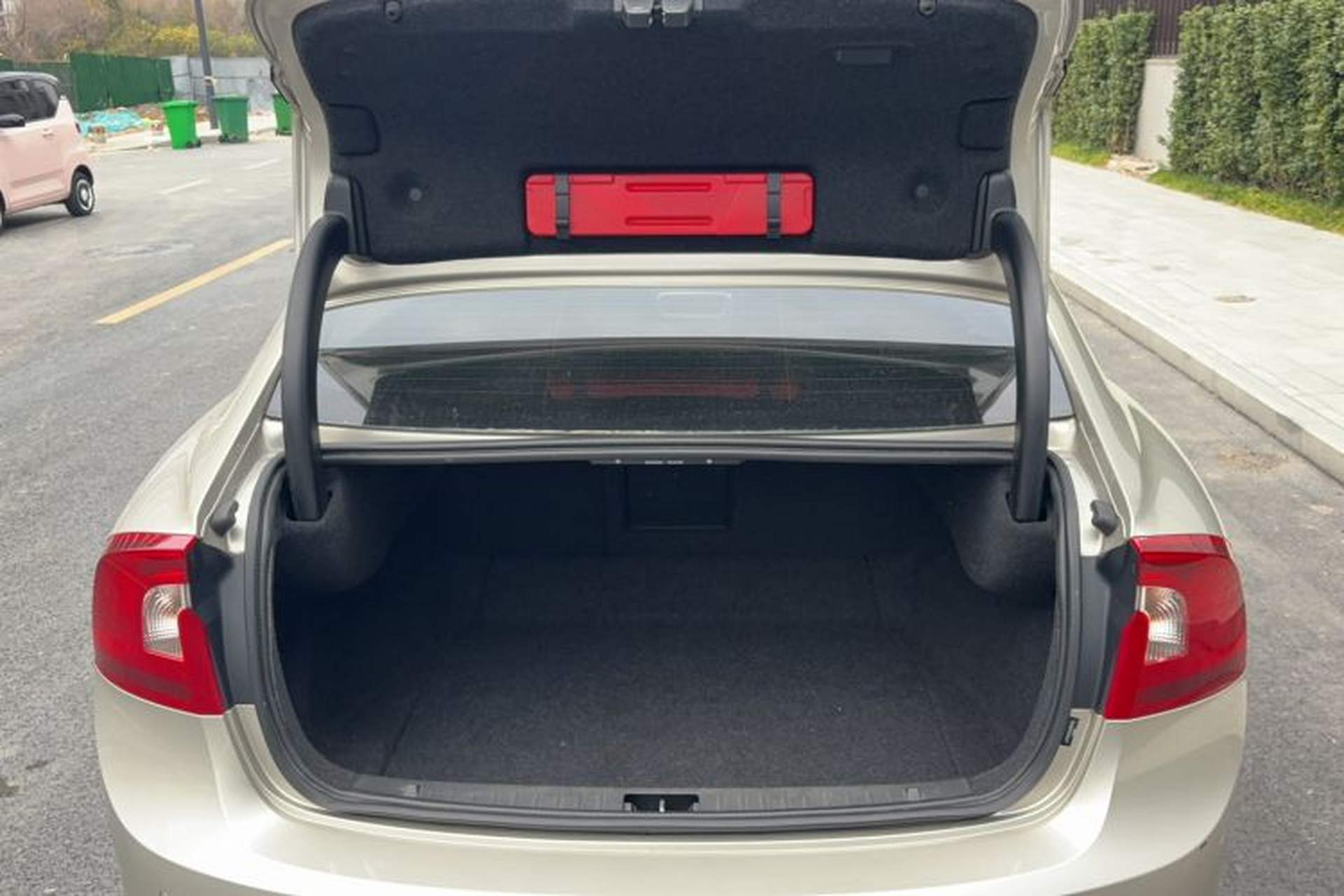 Used Volvo S60 2018 S60L T4 Zhiyuan Edition Trunk