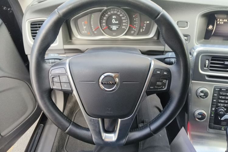 Used Volvo S60 2019 S60L T3 Intelligent Upgrade Edition Steering Wheel