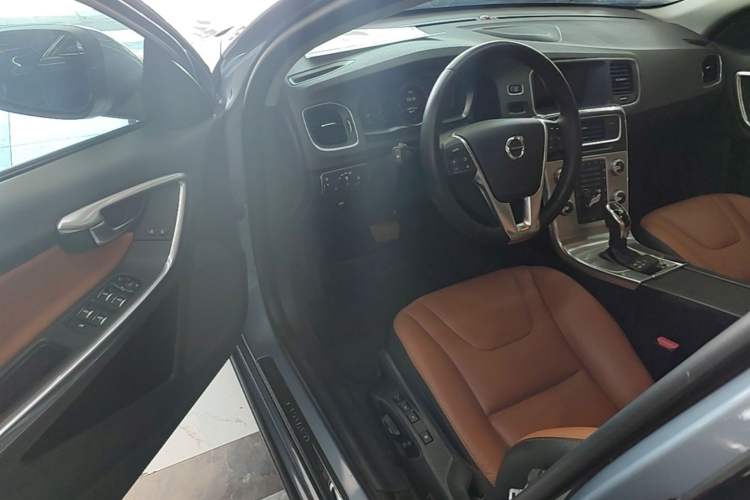 Used Volvo S60 2019 S60L Facelift T5 Intelligent Advanced Edition Driver Seat