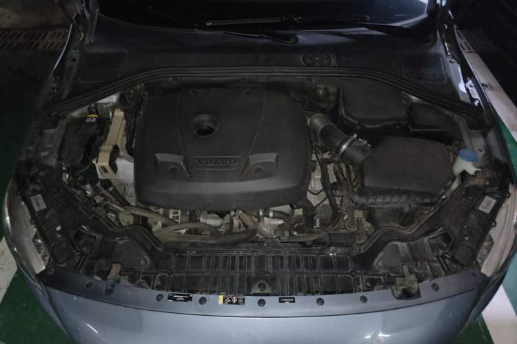 Used Volvo S60 2019 S60L T5 Smart Range Edition Engine Bay