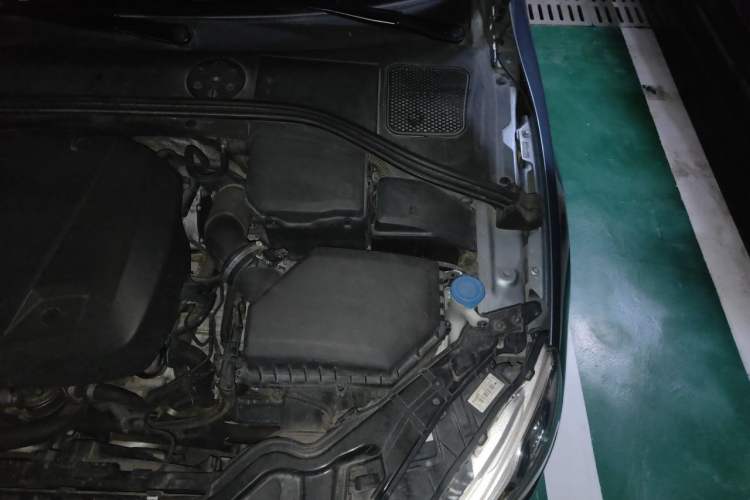 Used Volvo S60 2019 S60L T5 Smart Range Edition Engine Bay Left