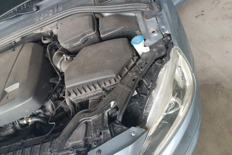 Used Volvo S60 2019 S60L T3 Intelligent Upgrade Edition Engine Bay Left