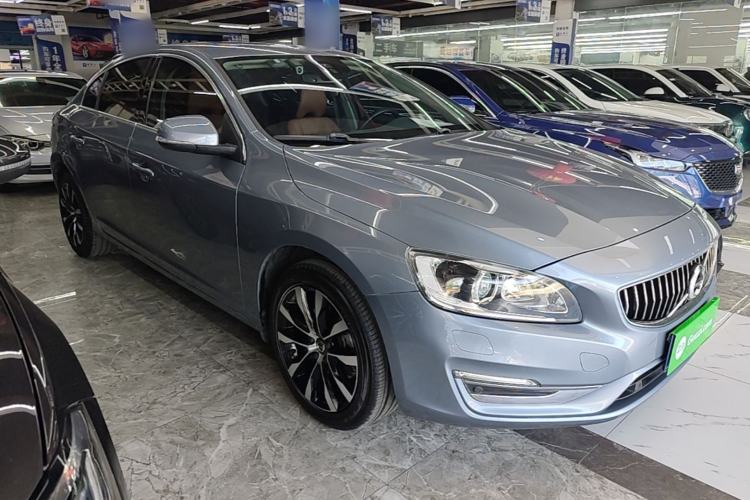 Used Volvo S60 2019 S60L Facelift T5 Intelligent Advanced Edition Front Right 45 Deg