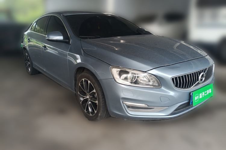 Used Volvo S60 2019 S60L T3 Intelligent Upgrade Edition Front Right 45 Deg