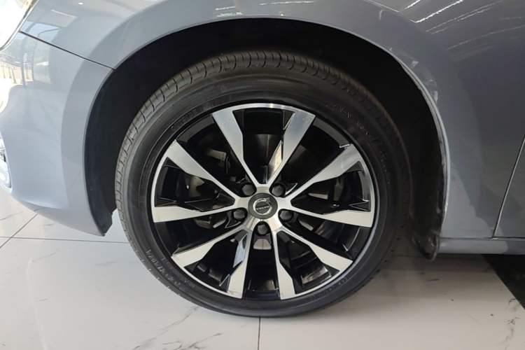 Used Volvo S60 2019 S60L Facelift T5 Intelligent Advanced Edition Left Front Wheel Hub