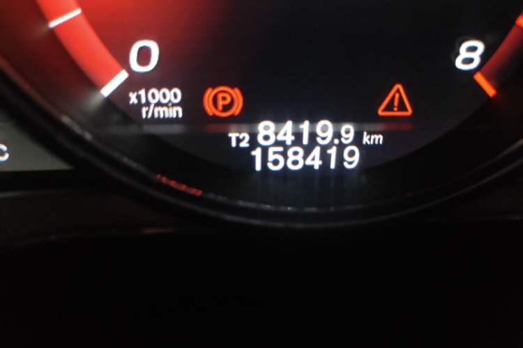 Used Volvo S60 2019 S60L T5 Smart Range Edition Odometer Close Up