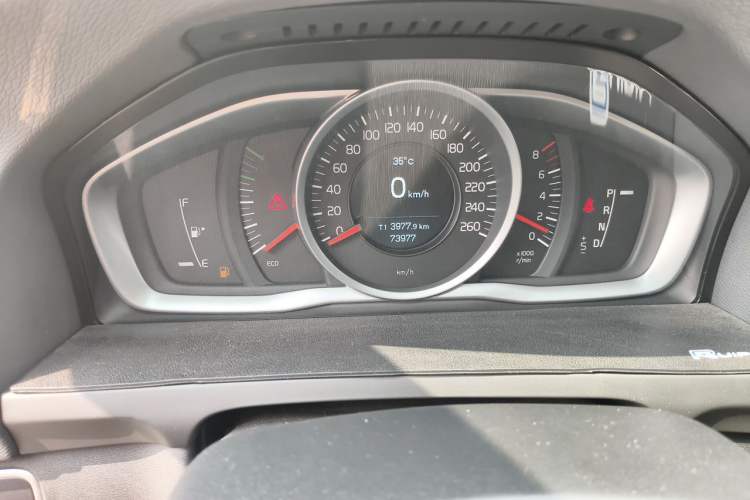 Used Volvo S60 2019 S60L Facelift T5 Intelligent Advanced Edition Odometer Close Up