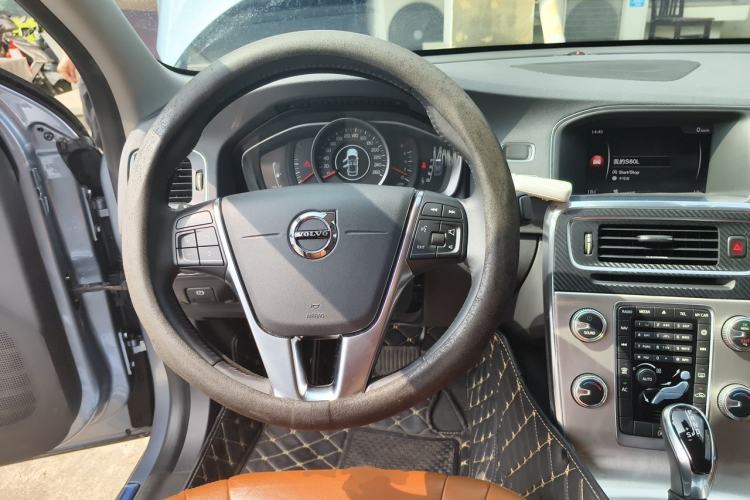 Used Volvo S60 2019 S60L Facelift T5 Intelligent Advanced Edition Steering Wheel