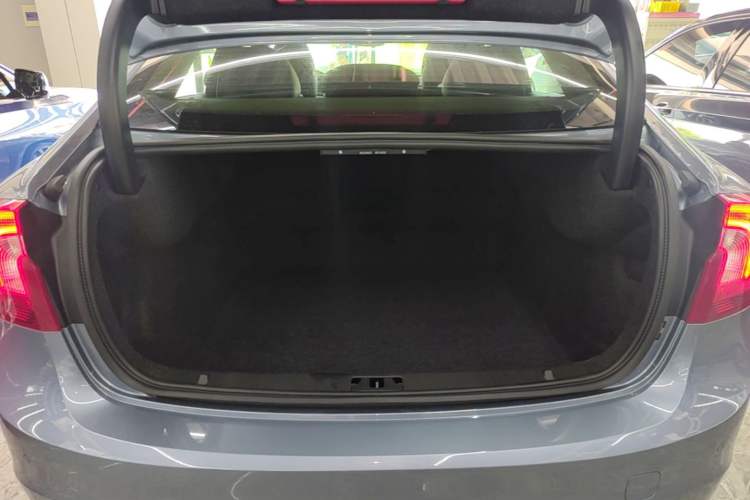 Used Volvo S60 2019 S60L Facelift T5 Intelligent Advanced Edition Trunk