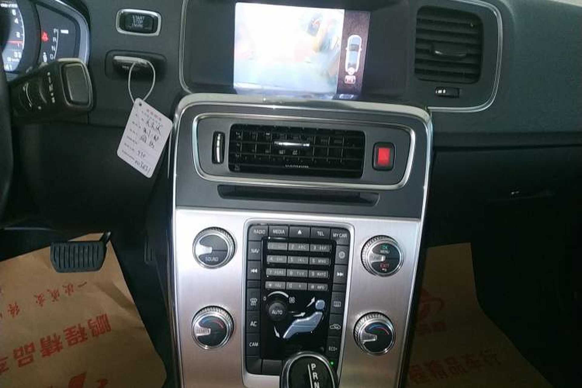 Used Volvo S60 2019 S60L T5 Smart Range Edition Audio And AC Panel
