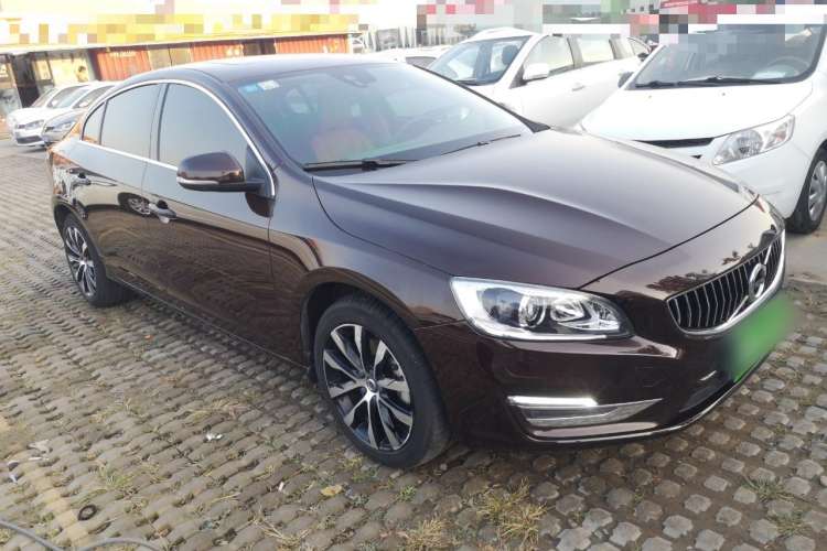 Used Volvo S60 2019 S60L T3 Intelligent Upgrade Edition Front Right 45 Deg