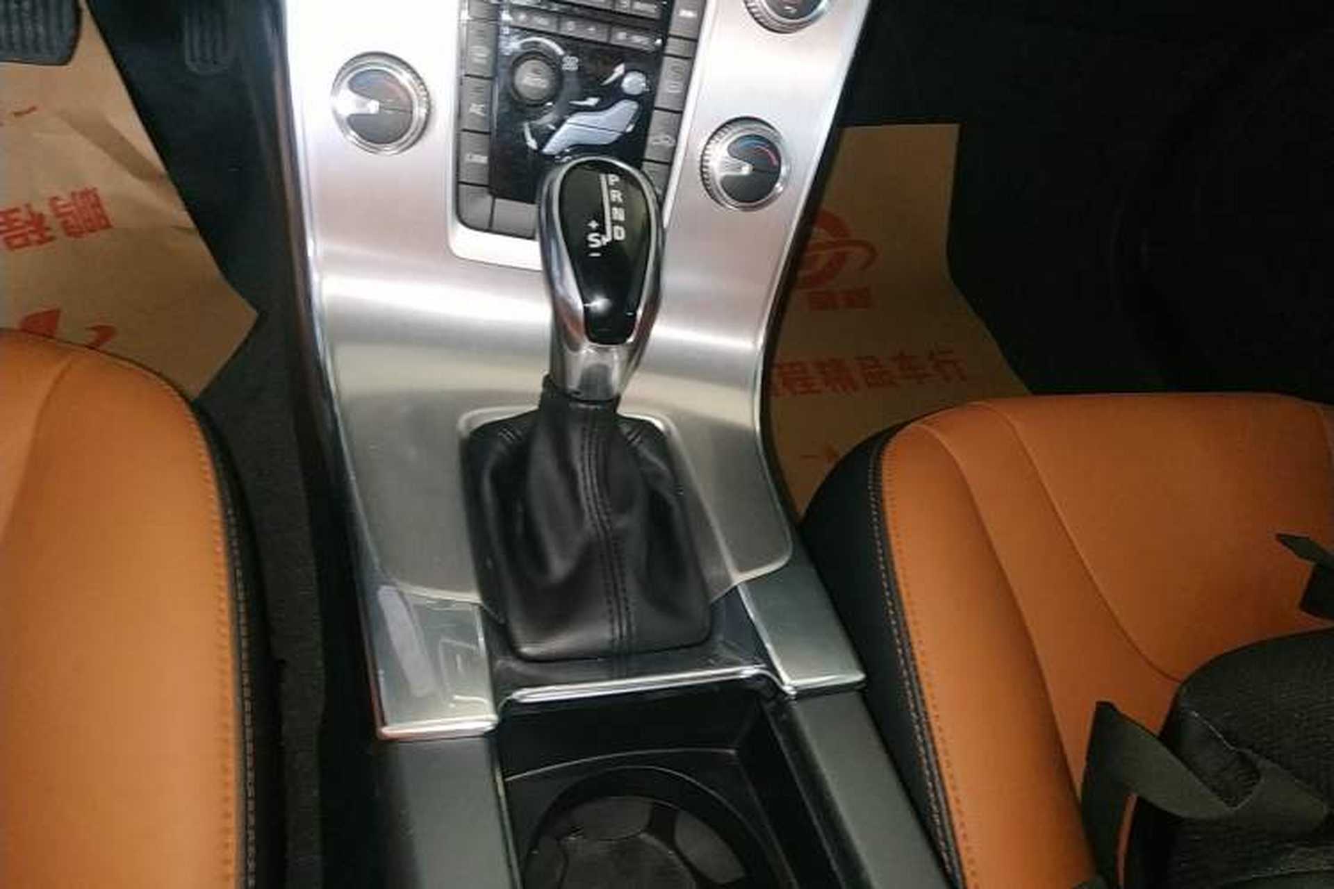 Used Volvo S60 2019 S60L T5 Smart Range Edition Gear Lever