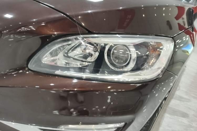 Used Volvo S60 2019 S60L T5 Smart Range Edition Left Front Headlight