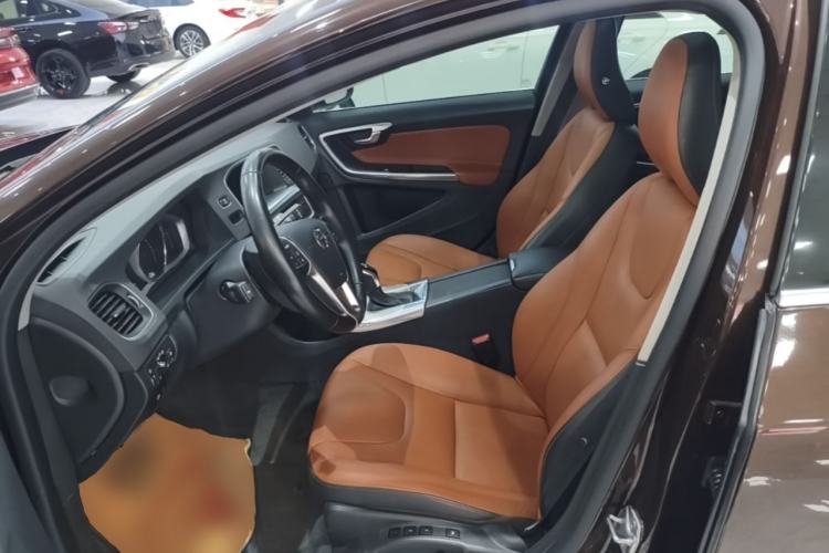 Used Volvo S60 2019 S60L T5 Smart Range Edition Left Front Seat
