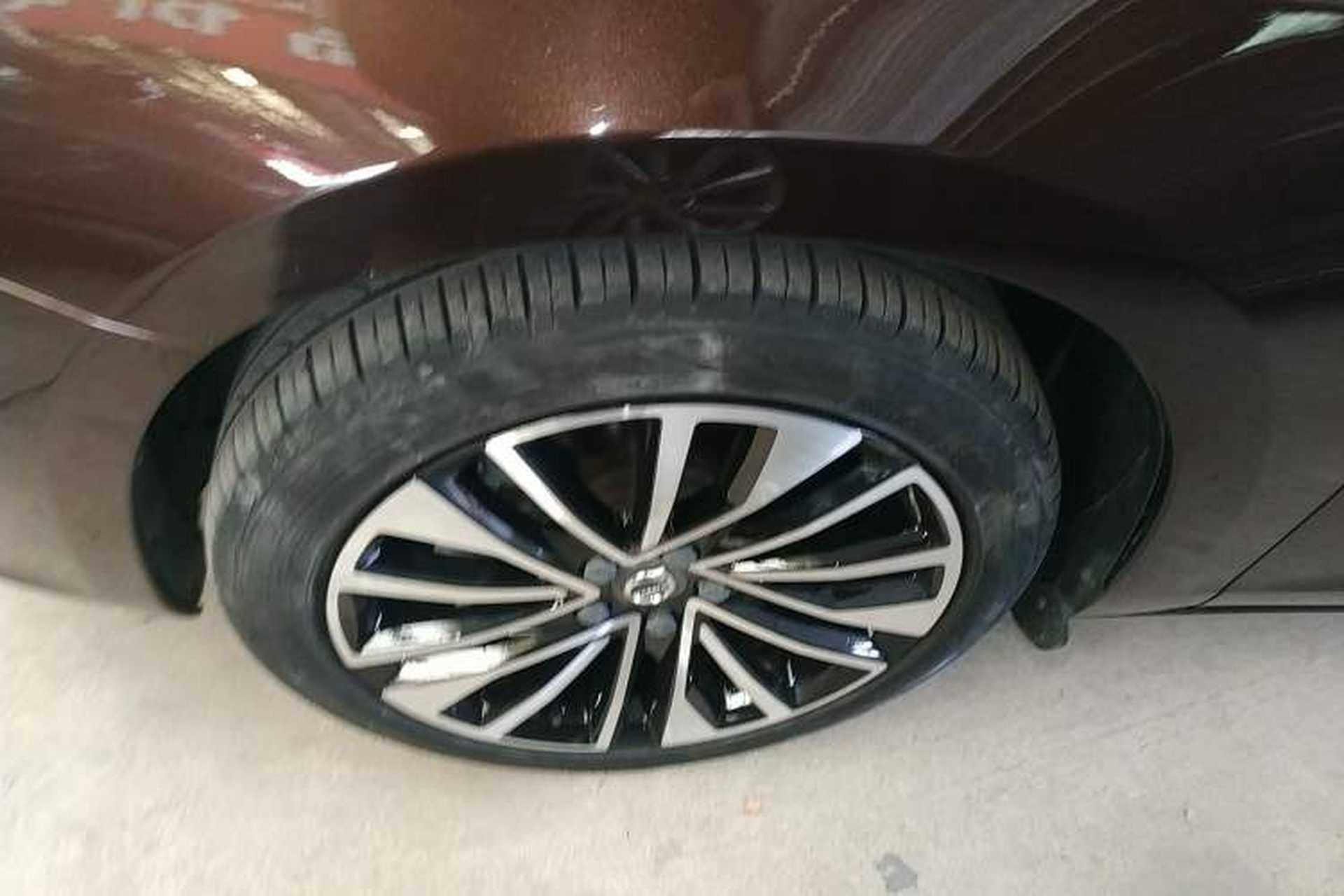 Used Volvo S60 2019 S60L T5 Smart Range Edition Left Front Wheel Hub