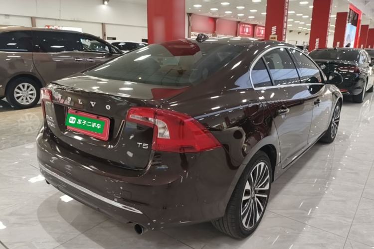 Used Volvo S60 2019 S60L T5 Smart Range Edition Rear Right 45 Deg