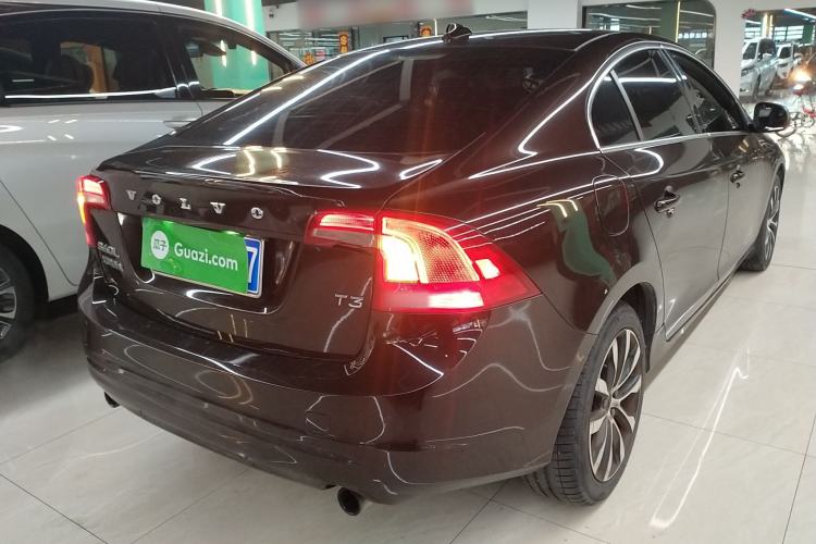Used Volvo S60 2019 S60L T3 Intelligent Upgrade Edition Rear Right 45 Deg