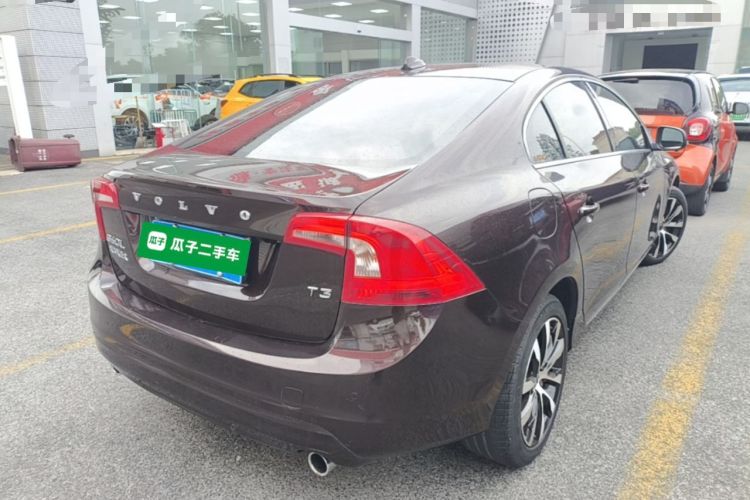 Used Volvo S60 2019 S60L T3 Intelligent Upgrade Edition Rear Right 45 Deg