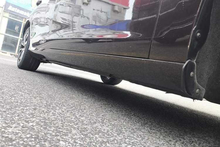 Used Volvo S60 2019 S60L T3 Intelligent Upgrade Edition Right Side Sill